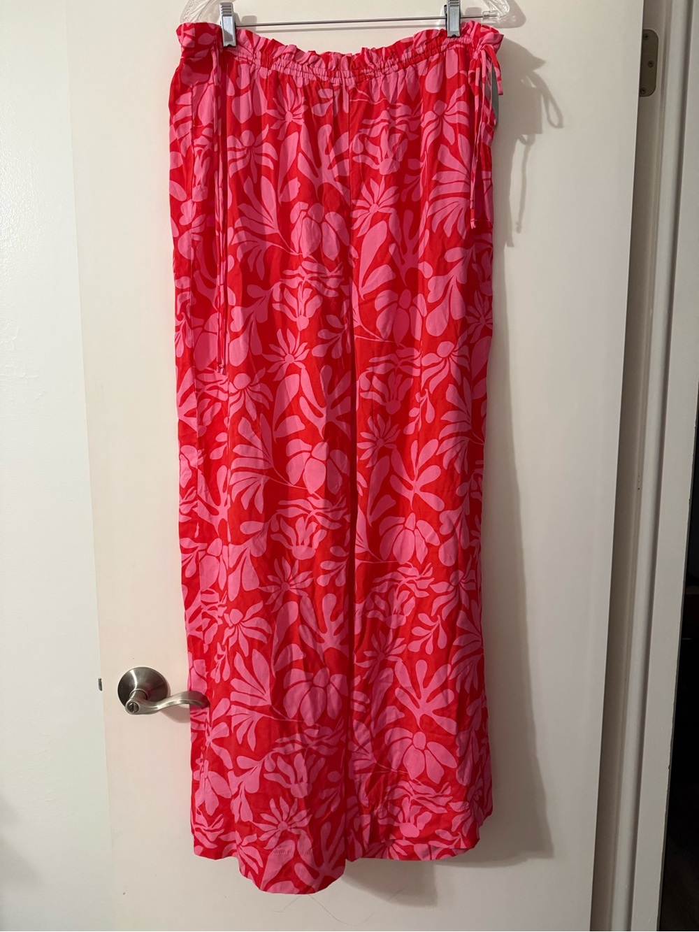 Shade & Shore Pink & Red Floral Pants